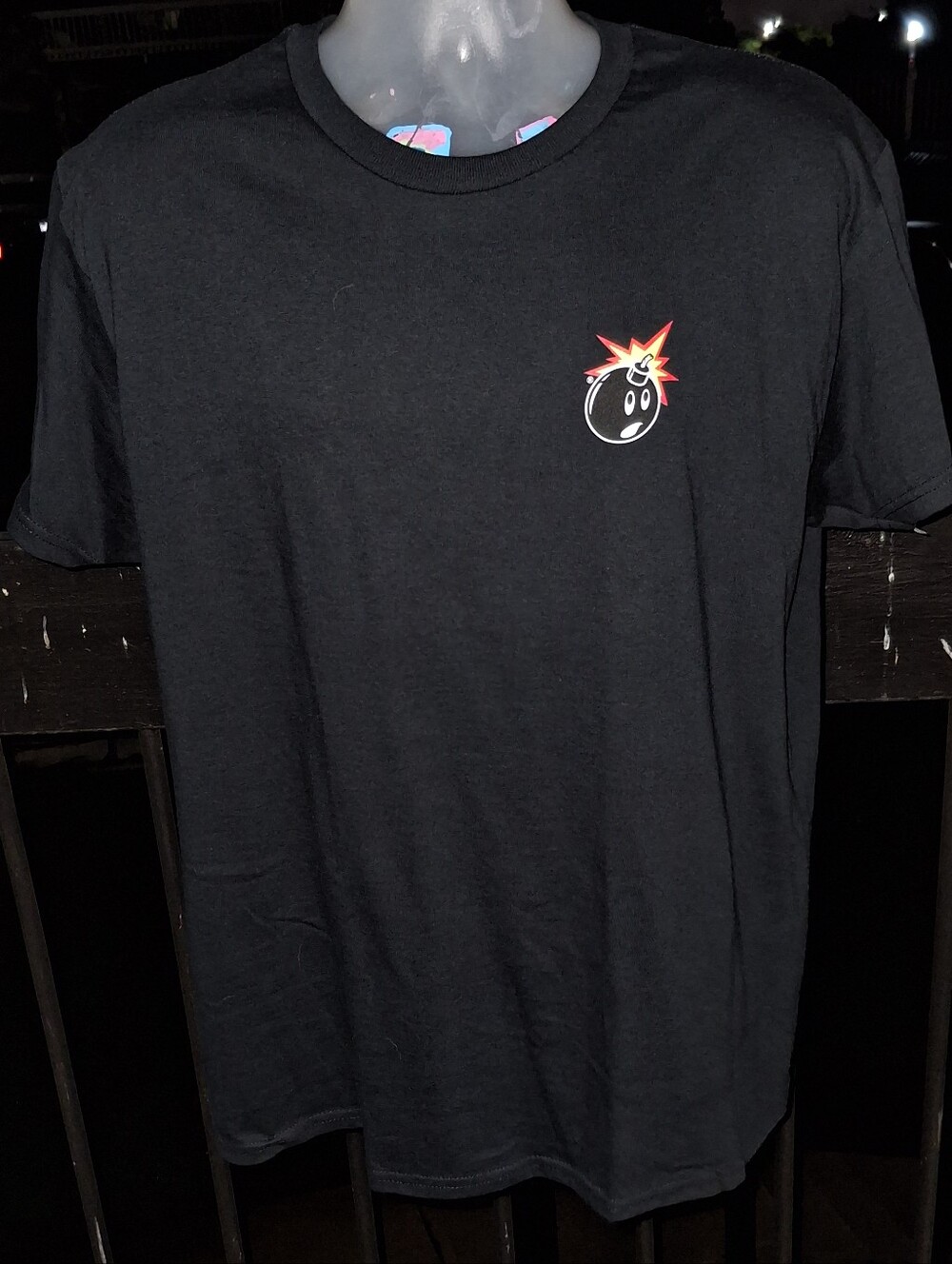 NWOT THE HUNDREDS BOMB T Shirt Size Large